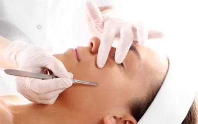 Plastic surgeon with the right training - member of SFEP