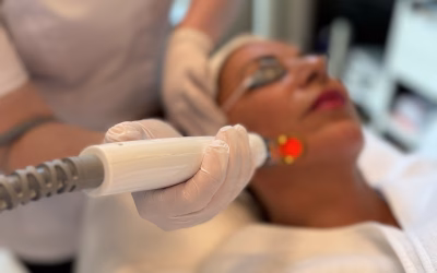 Laserhårborttagning för all hud och färgtyper– medicinsk och trygg hårreducering