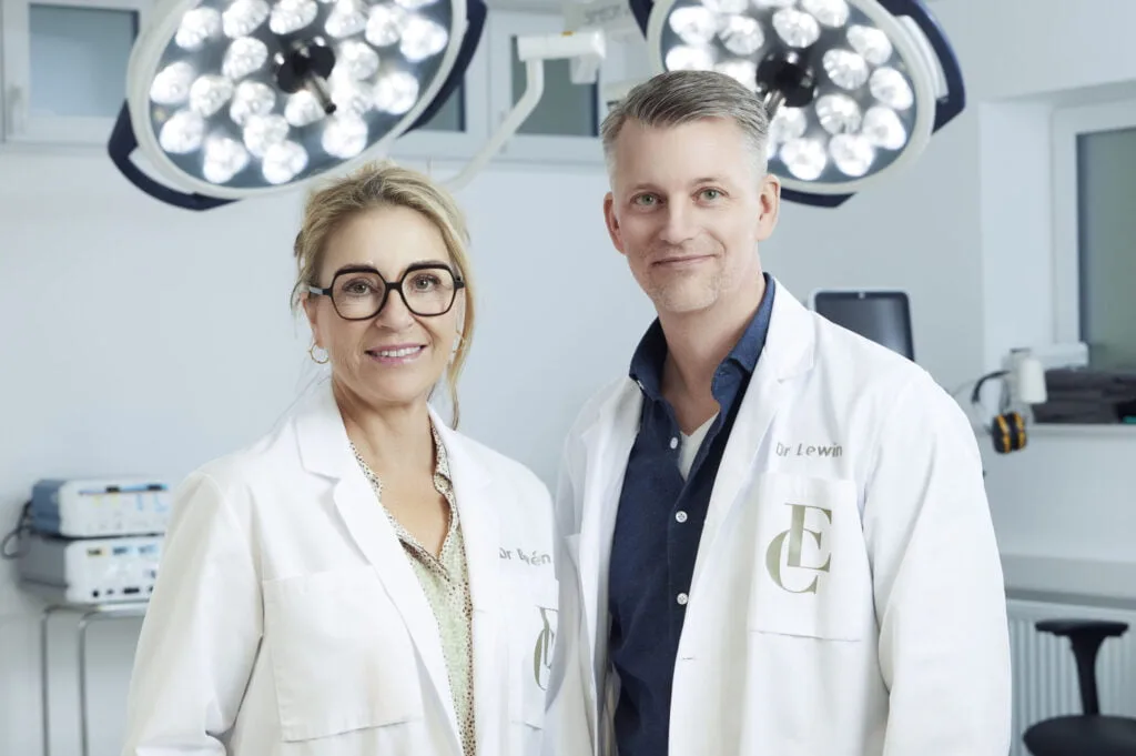 Plastic Surgeon - Richard Lewin & Carolina Borén
